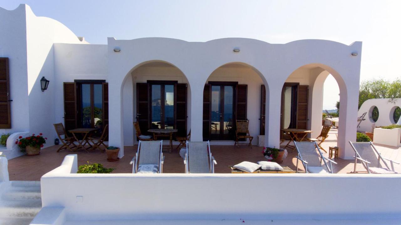 Guest House Villa Il Gabbiano Ponza Exterior photo
