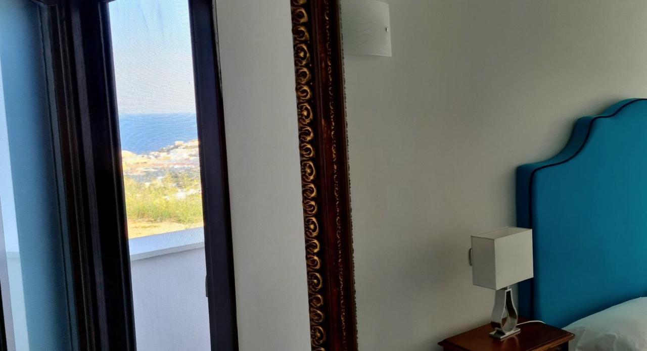 Guest House Villa Il Gabbiano Ponza Exterior photo