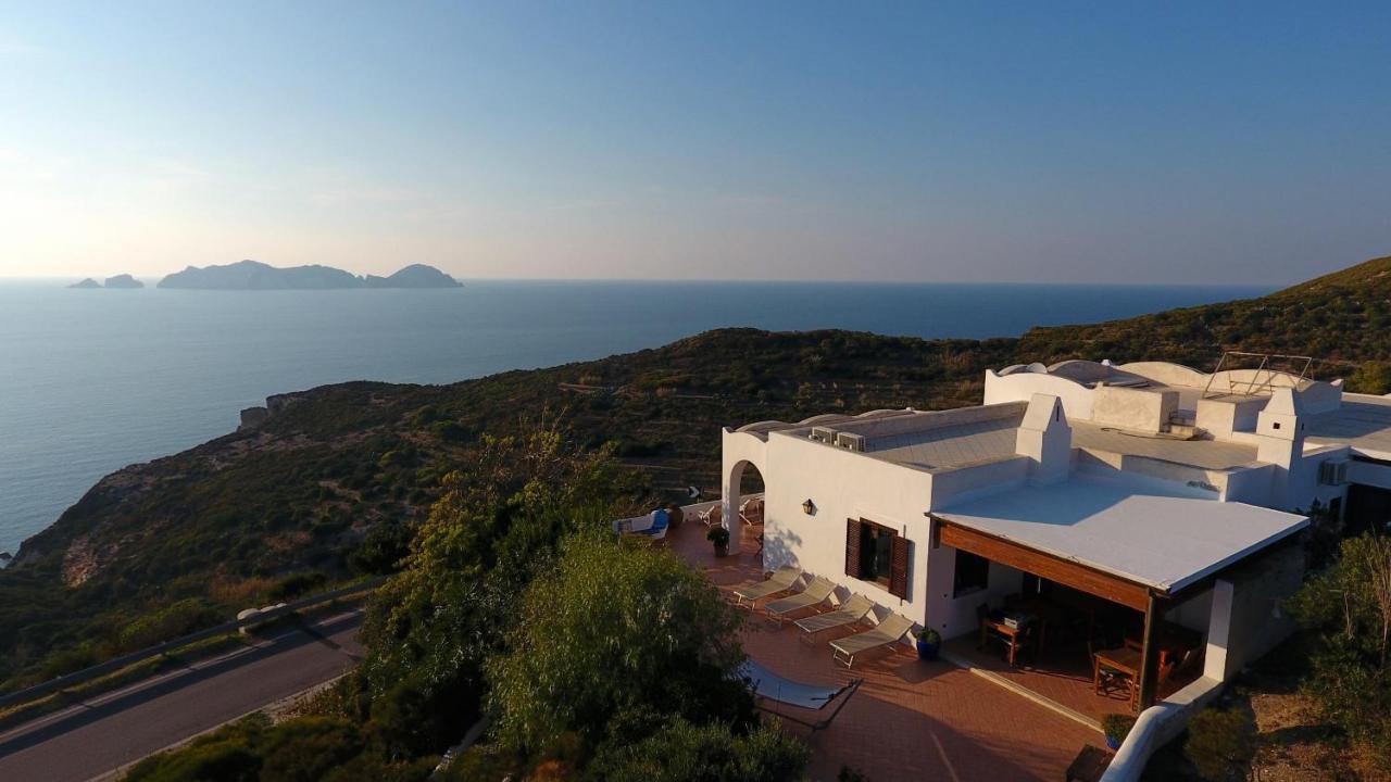 Guest House Villa Il Gabbiano Ponza Exterior photo