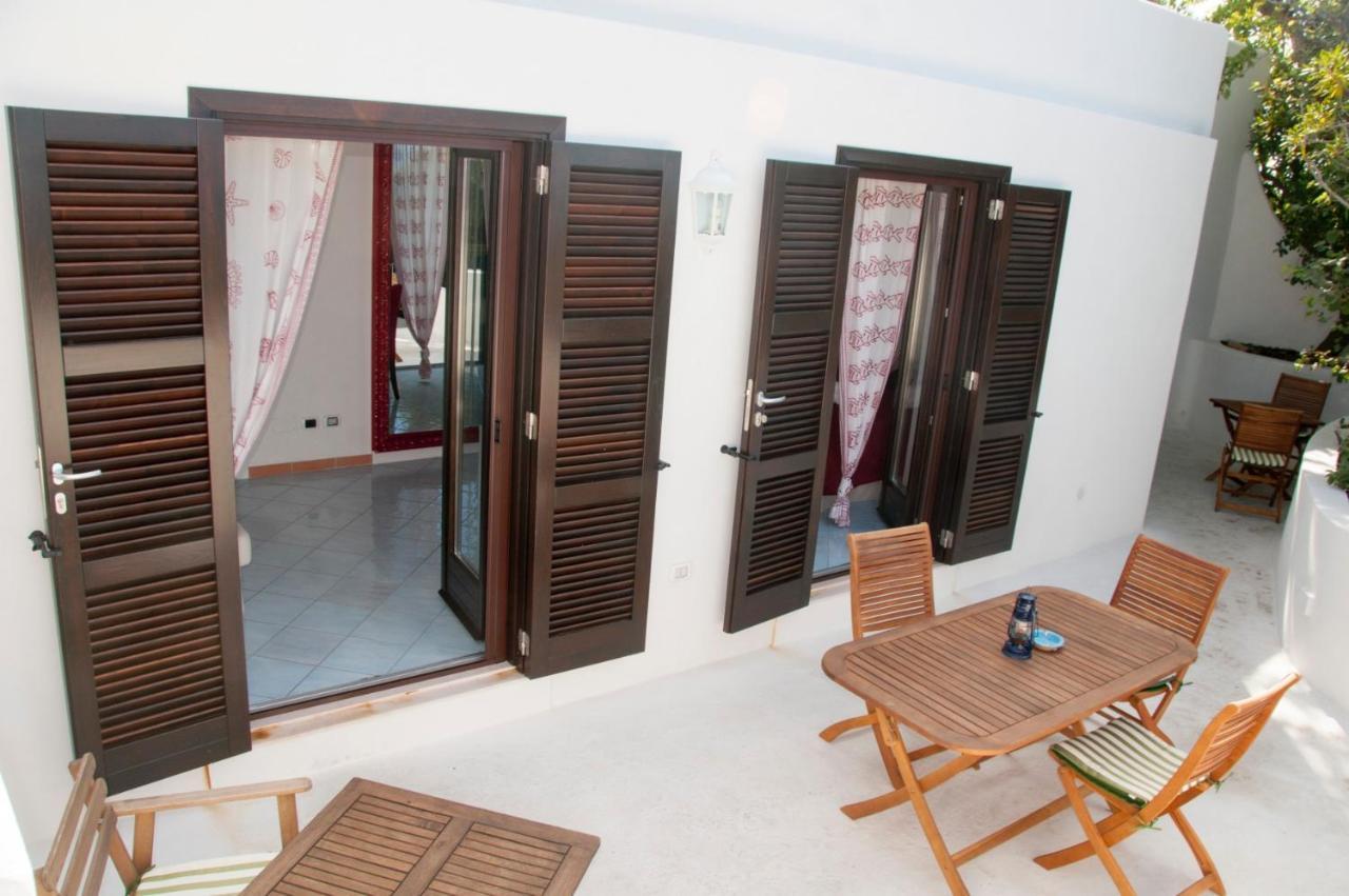 Guest House Villa Il Gabbiano Ponza Exterior photo