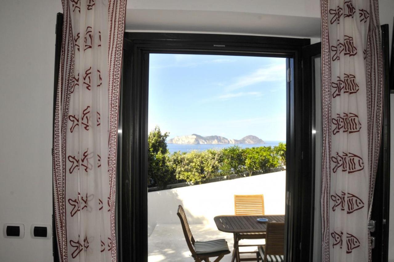 Guest House Villa Il Gabbiano Ponza Exterior photo