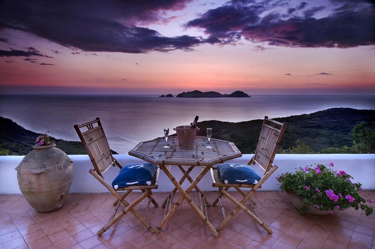 Guest House Villa Il Gabbiano Ponza Exterior photo