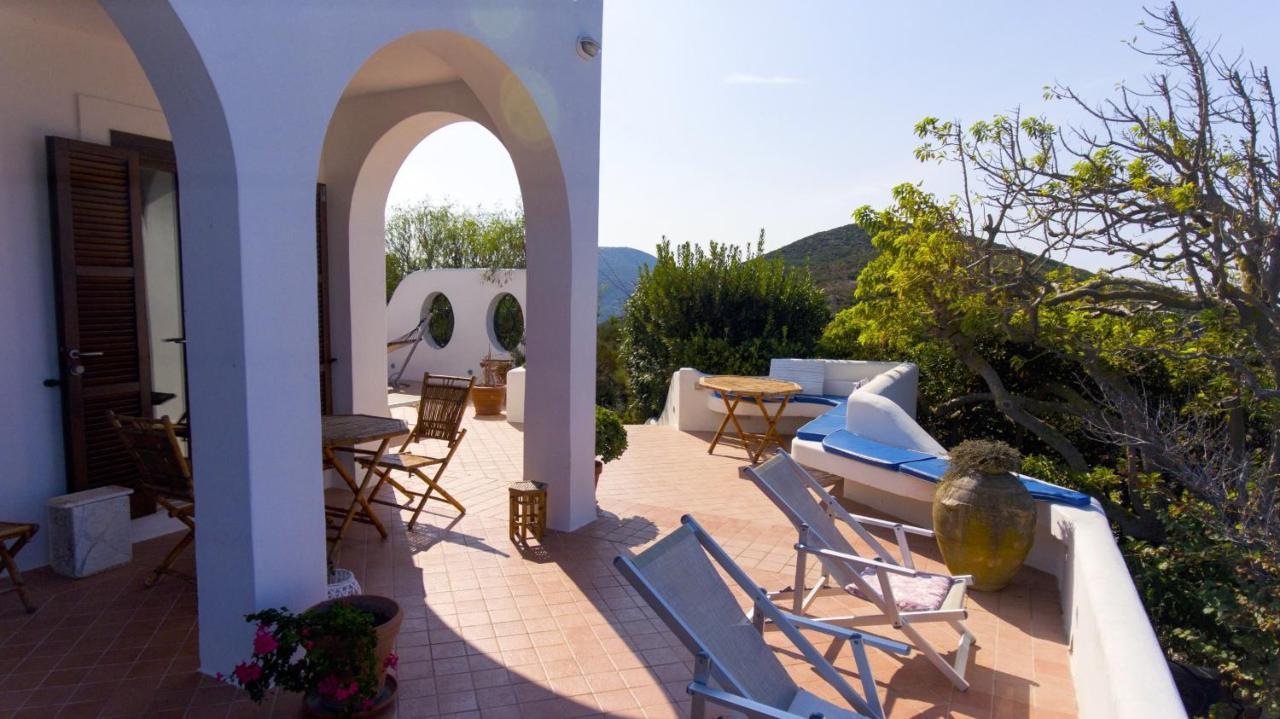Guest House Villa Il Gabbiano Ponza Exterior photo
