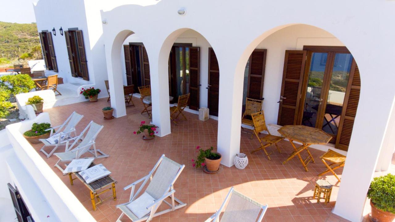 Guest House Villa Il Gabbiano Ponza Exterior photo