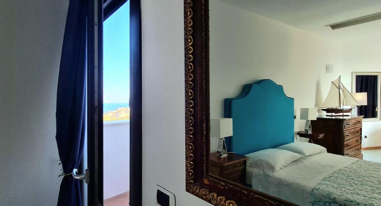 Guest House Villa Il Gabbiano Ponza Exterior photo